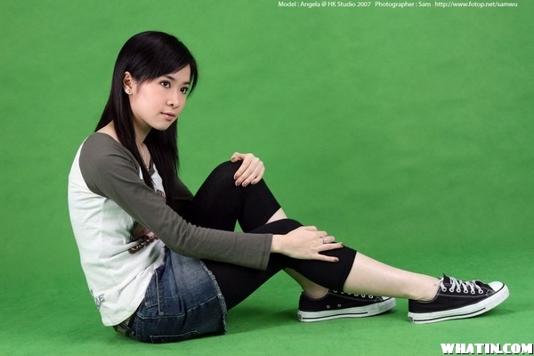 「翻版佘詩曼」Angela黃趣妍寫真照片8