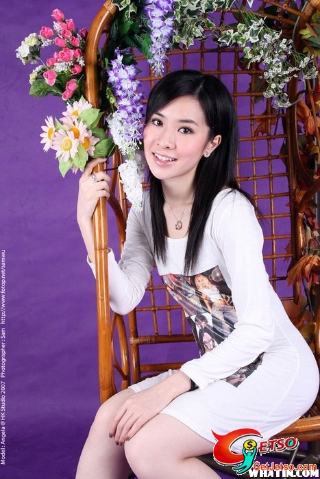 「翻版佘詩曼」Angela黃趣妍寫真照片3