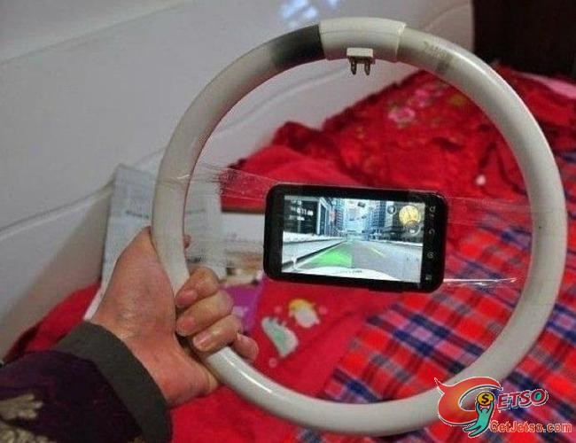 看我怎麼玩手機賽車遊戲?圖片1