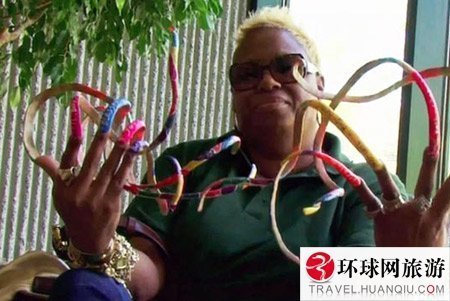 看世界上最長的指甲圖片6