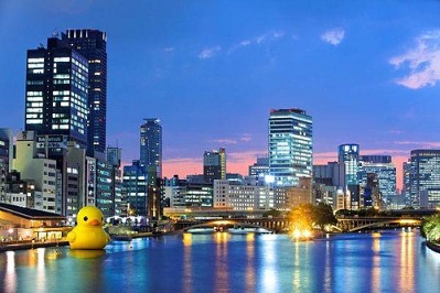 黃色外星人來襲！巨大黃色鴨鴨襲大阪照片2