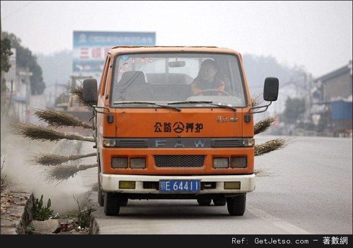 強國的掃街車圖片1