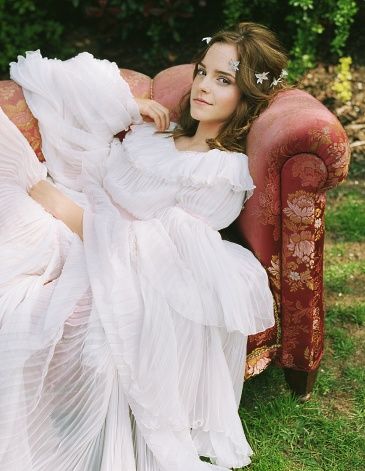 Emma Watson VS Kristen Stewart寫真照片圖片10