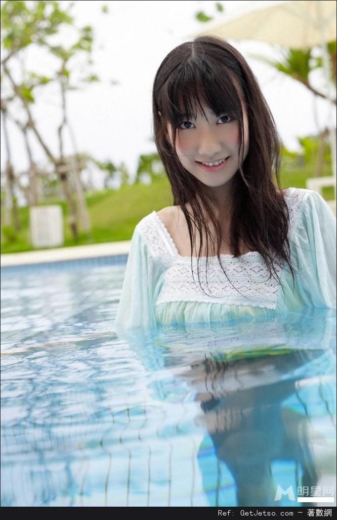 AKB48柏木由紀泳池性感寫真照片圖片12