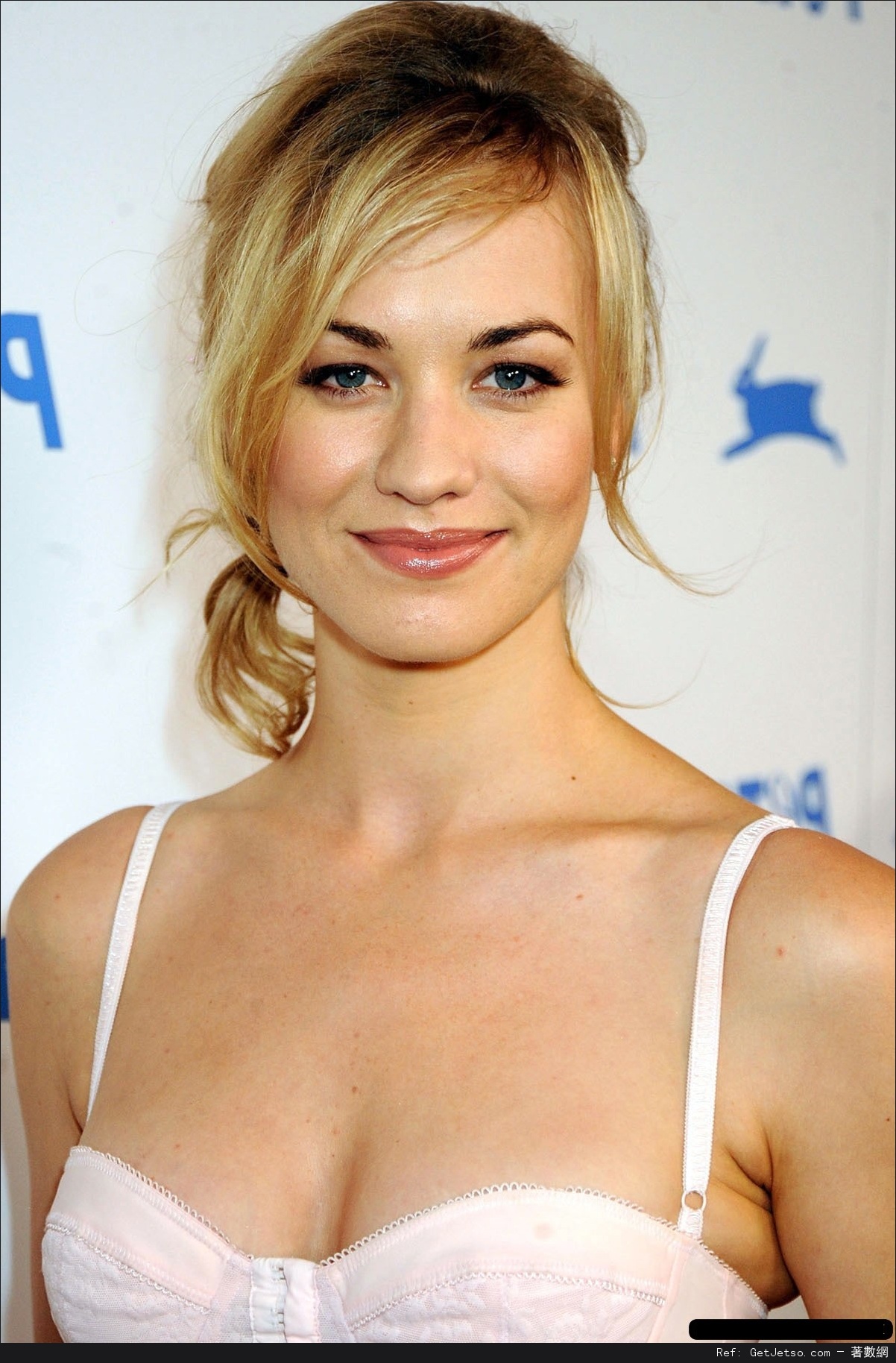 澳洲新晉女星Yvonne Strahovski寫真照片圖片2