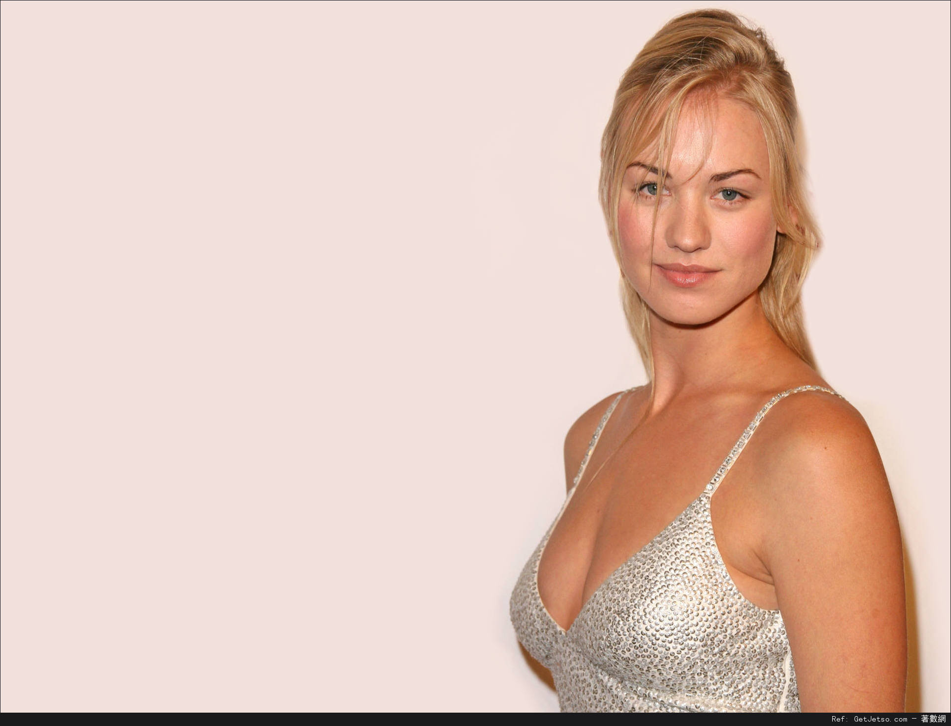 澳洲新晉女星Yvonne Strahovski寫真照片圖片25