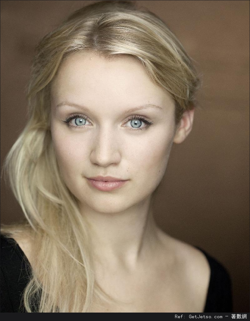 Emily Berrington寫真照片圖片6