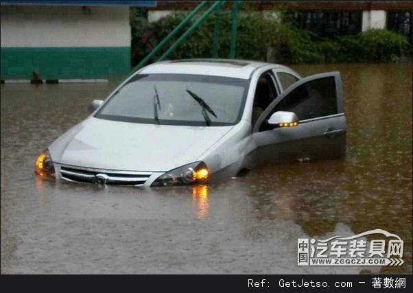 車輛涉水怎麼辦？正確行駛方法和浸水處理方法圖片3