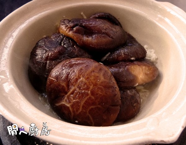 花菇扒生菜的食譜和做法圖片2