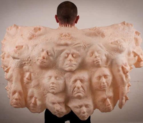 畫皮?藝術家作品「恐怖人皮衣」圖片15