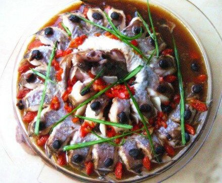 枸杞蒸鰻魚，五香醬牛肉的食譜和做法圖片3