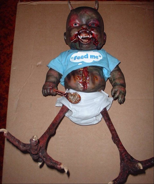 10個最恐怖的洋娃娃圖片4