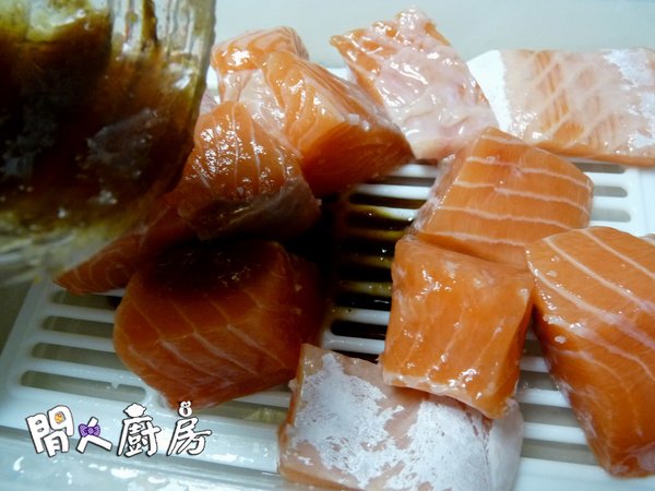 醬汁烤三文魚的食譜和做法圖片3