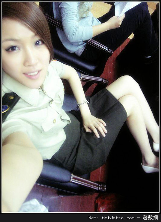 超美的女公安自拍照片11