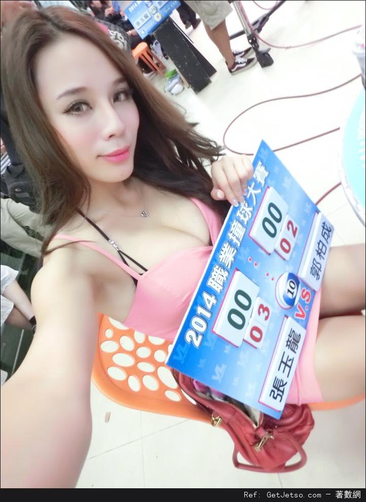 34F美日混血舉牌妹~洪雅雅Emma寫真照片圖片3