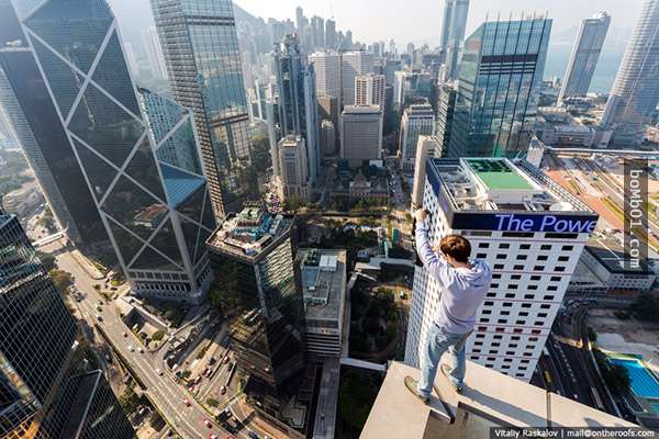 兩年青人在沒有使用任何安全措施的情況下，從香港的高樓大廈上拍的27張俯瞰照圖片19