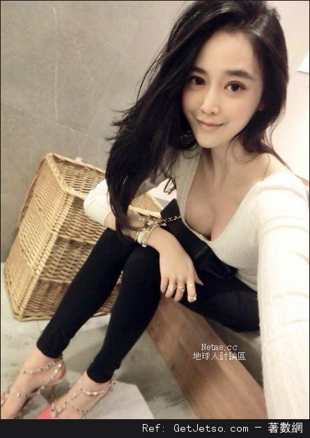 氣質美少女Ranie Yang性感寫真照片圖片3