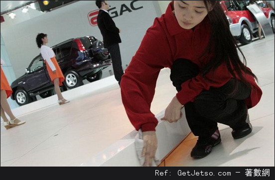 北京車展驚現靚女清潔工照片7