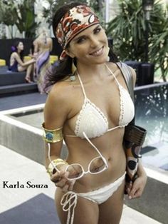 Karla Souza性感寫真照片圖片2