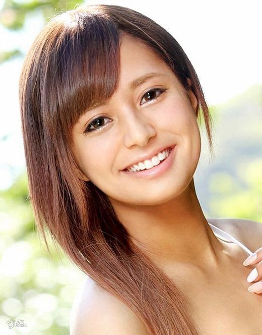 長谷川莫妮卡性感寫真照片圖片1