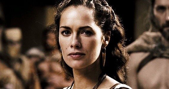 Lena Headey性感寫真照片圖片4