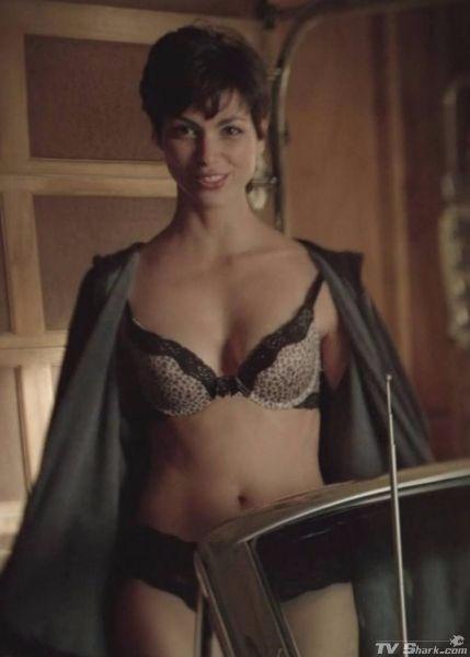 Morena Baccarin性感寫真照片圖片15