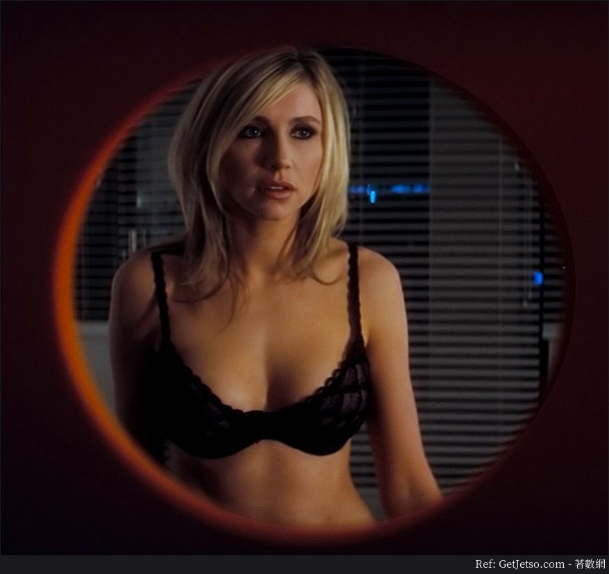 Sarah Chalke性感寫真照片圖片4