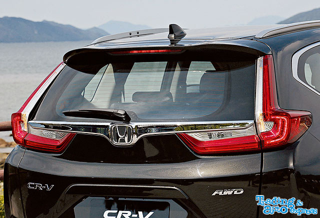 Honda CR-V Turbo圖片3