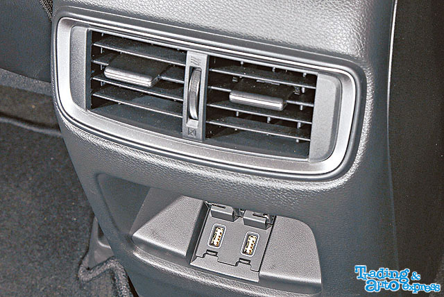 Honda CR-V Turbo圖片15