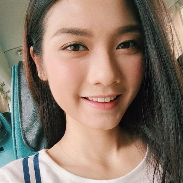 張沛樂Charlotte Cheung(沙律) 性感寫真照片圖片47